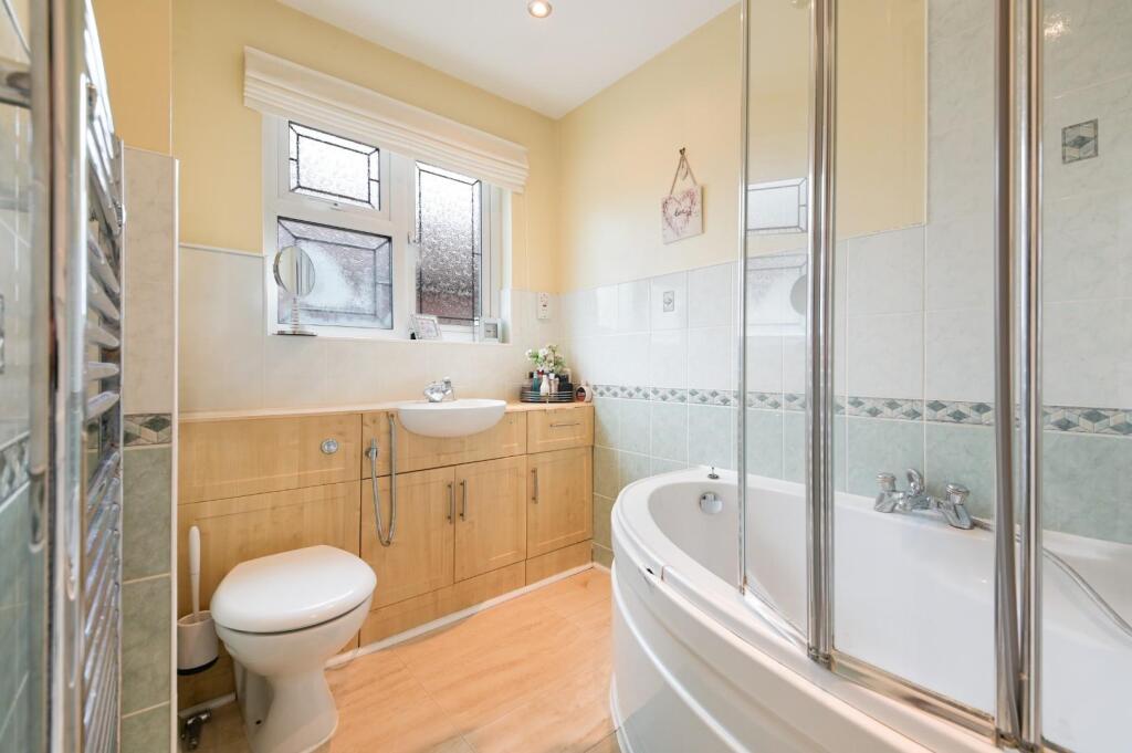 WOODSTONE AVENUE, (5).jpg