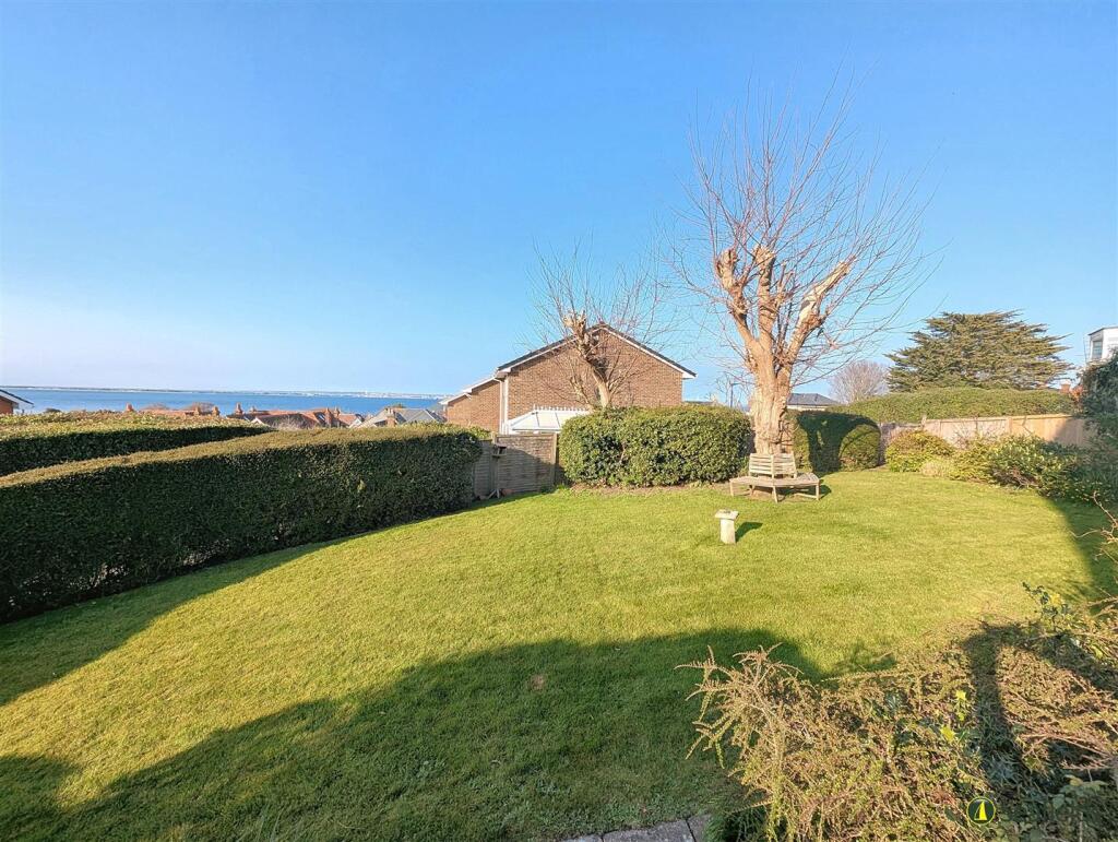 Garden plus sea view.jpg