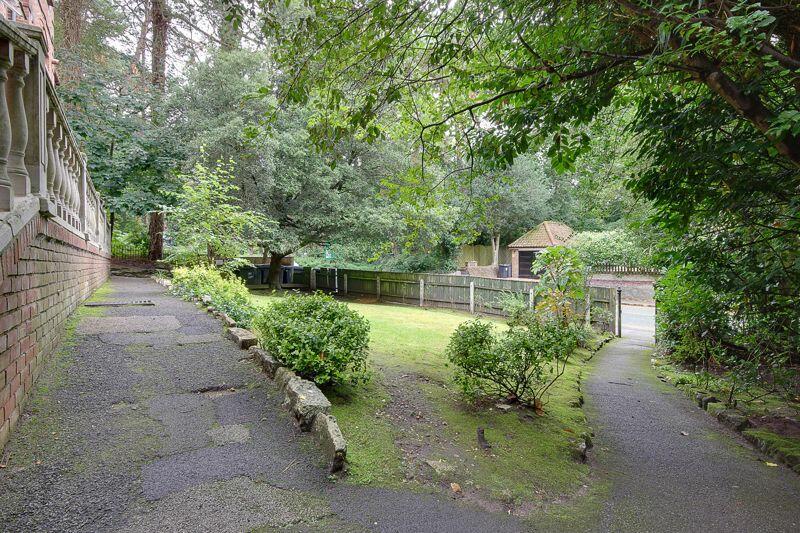 Communal Grounds