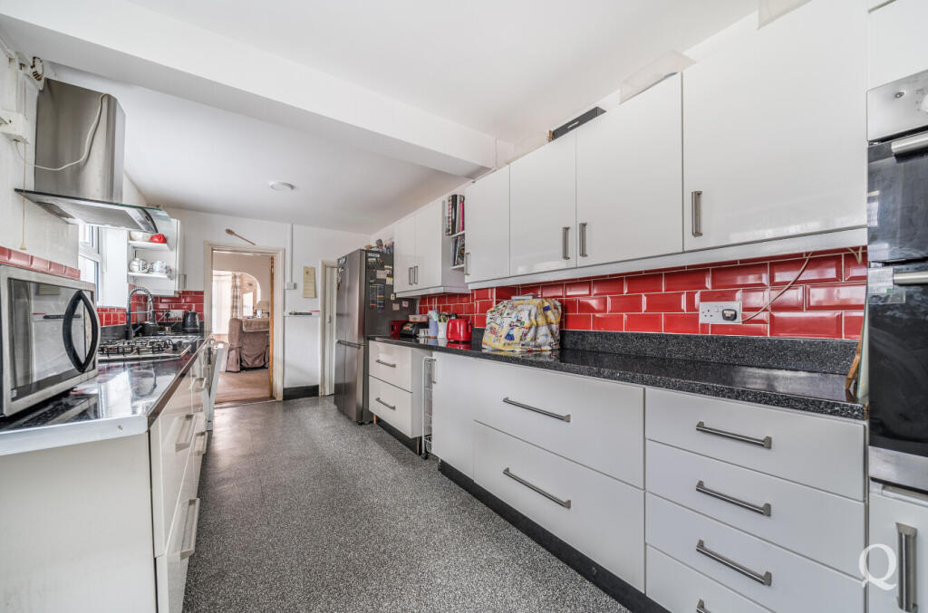 52b12744-0192-4a8...