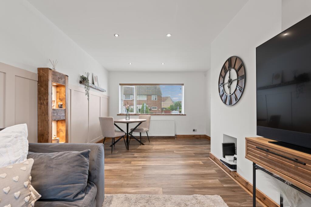 Living Room/Dining Room