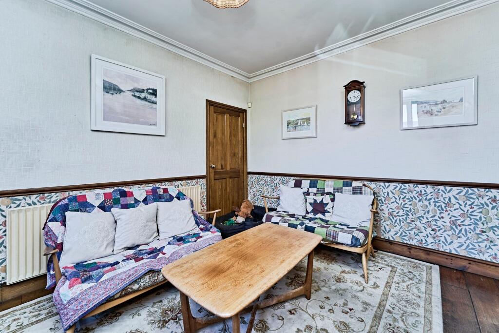Lounge C