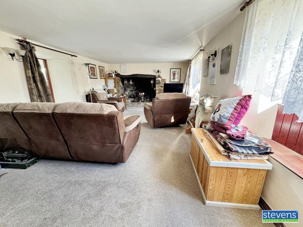 image00015_blurred (7)