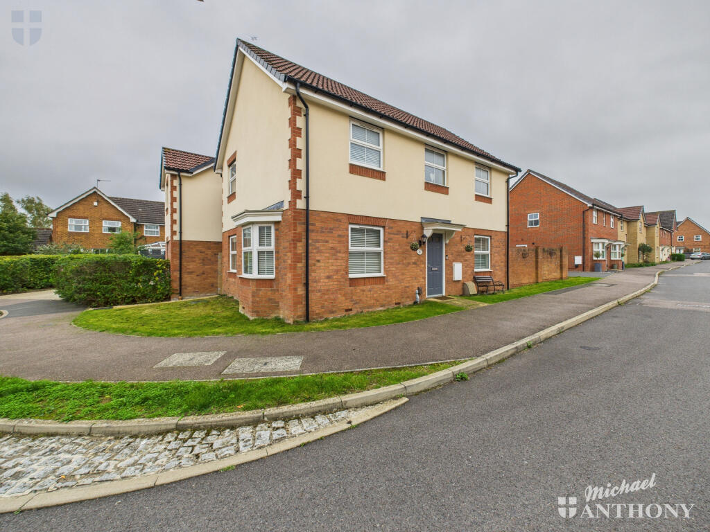 CAM03852G0-PR0446-STILL014