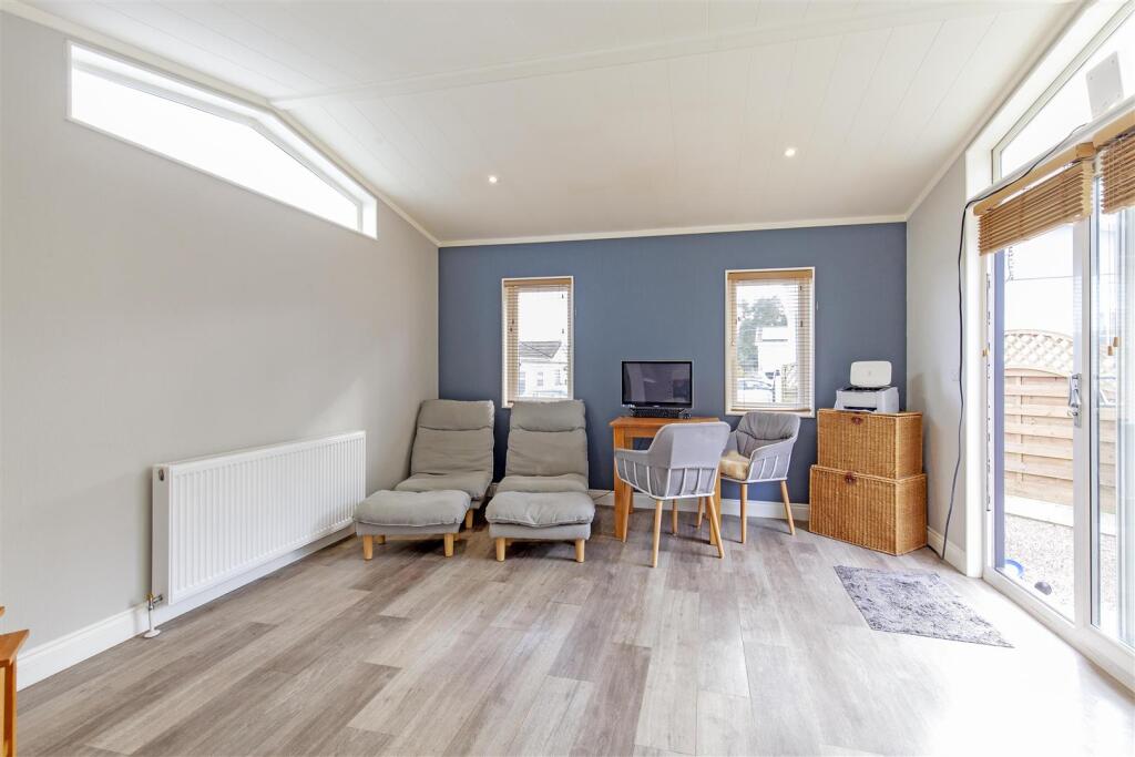 Open Plan Reception Room