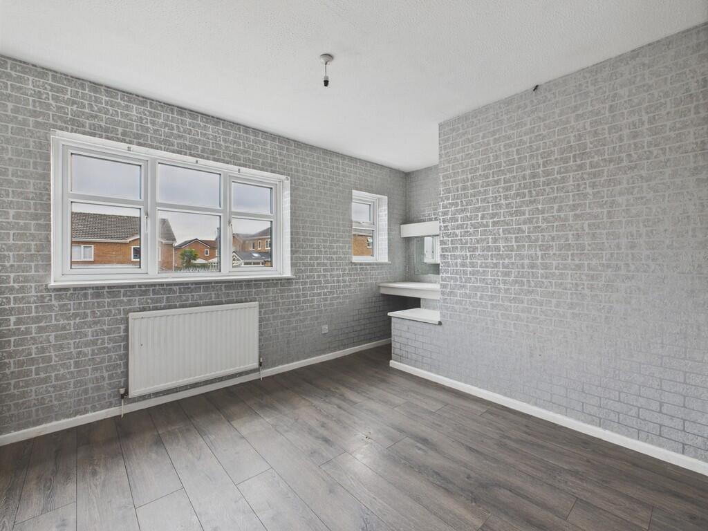 CAM04273G0-PR0151...