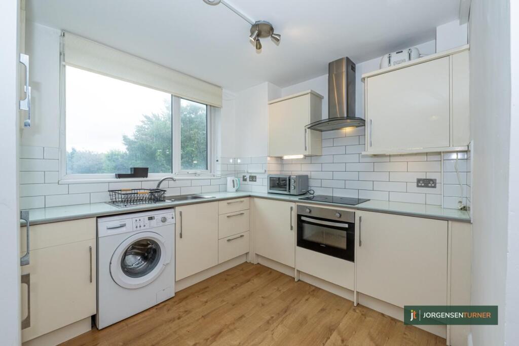 Shackleton Court 8-004 LR - JT.jpg