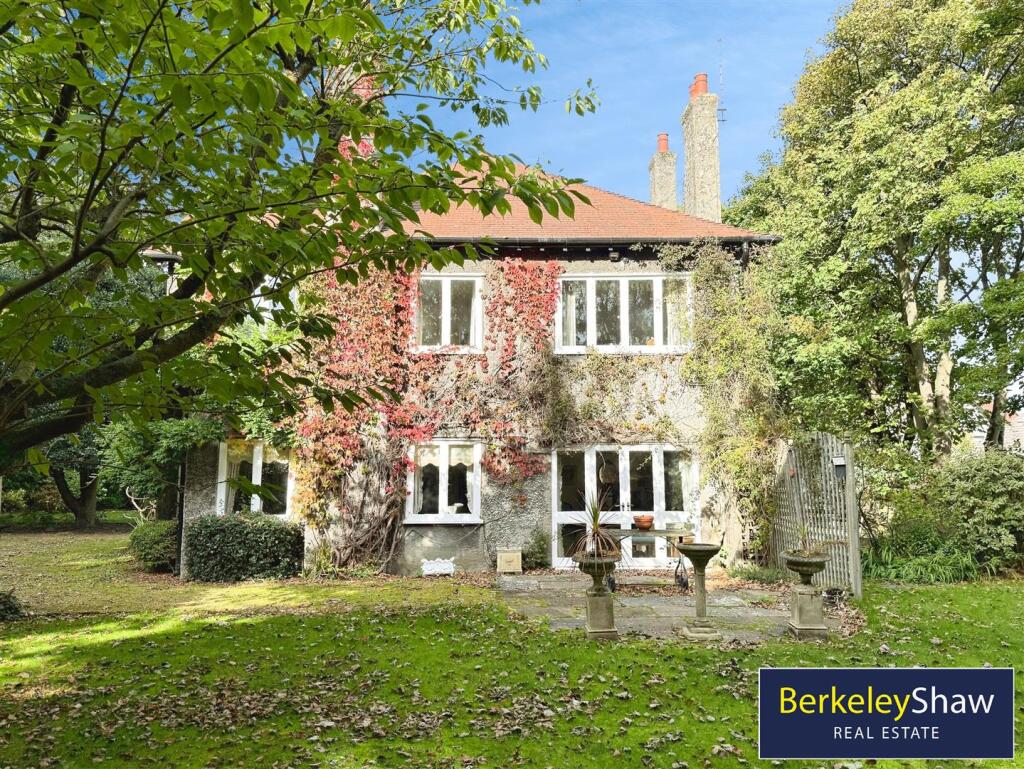 bcf6776b--4434-8F9D-8696B6BA3269-55072-00000822D46