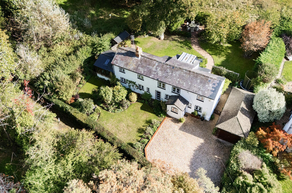 1359491-3-68dab83...