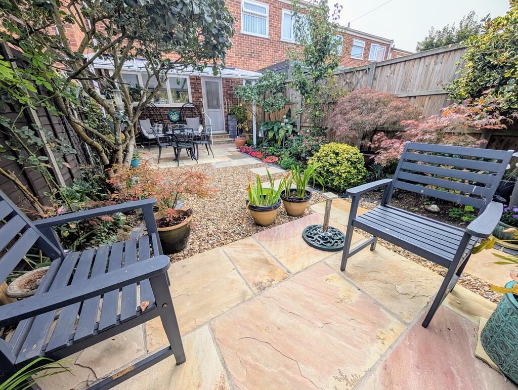 PXL_20251002_0903...