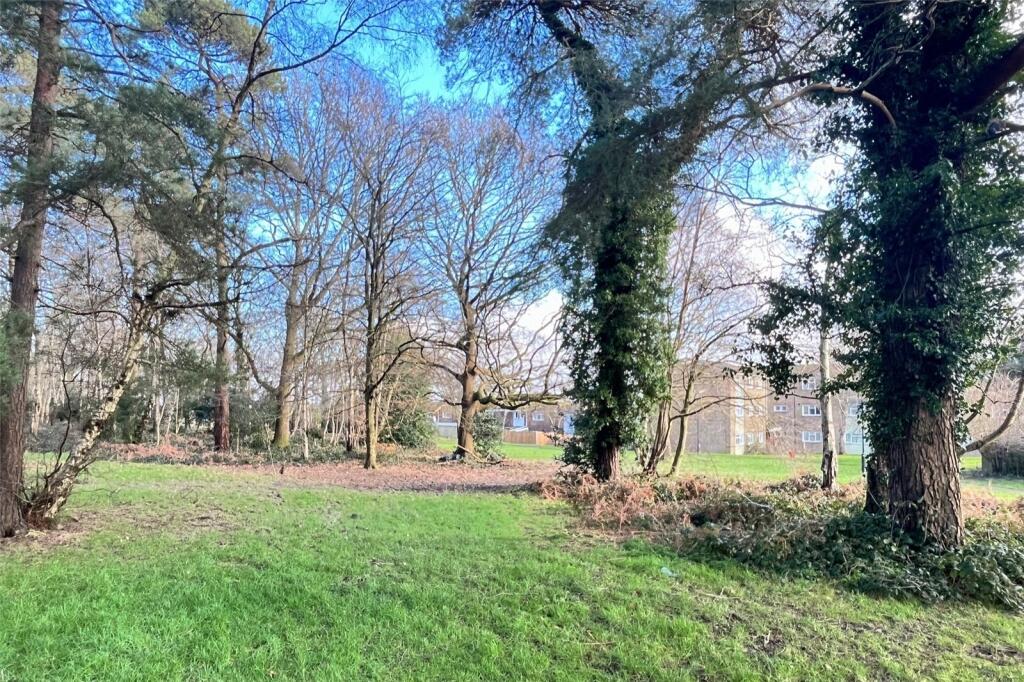 Local Area/Woodland