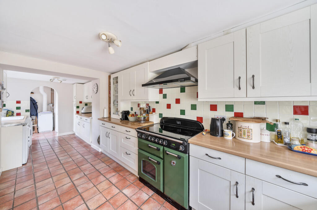 1329489-16-688389...