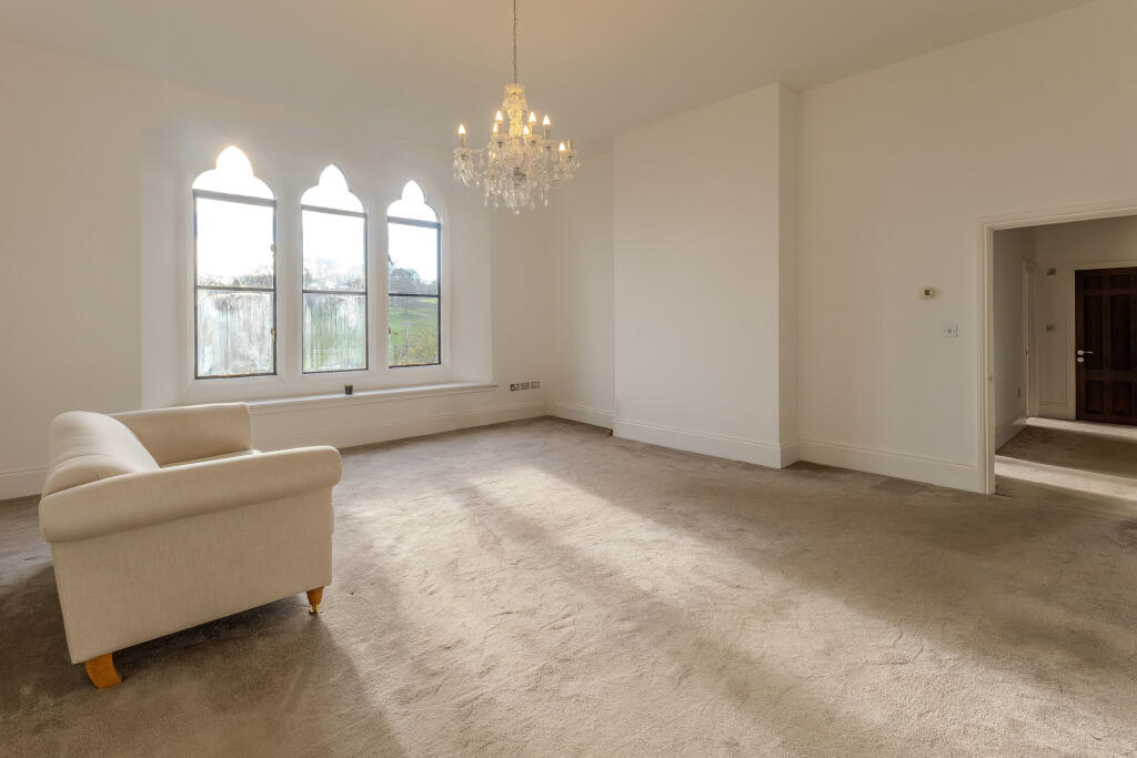 Living Room (2)