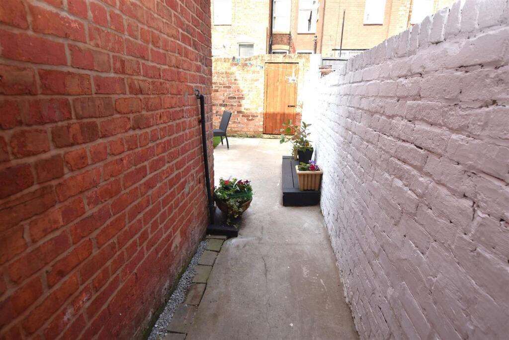 Garden.jpg