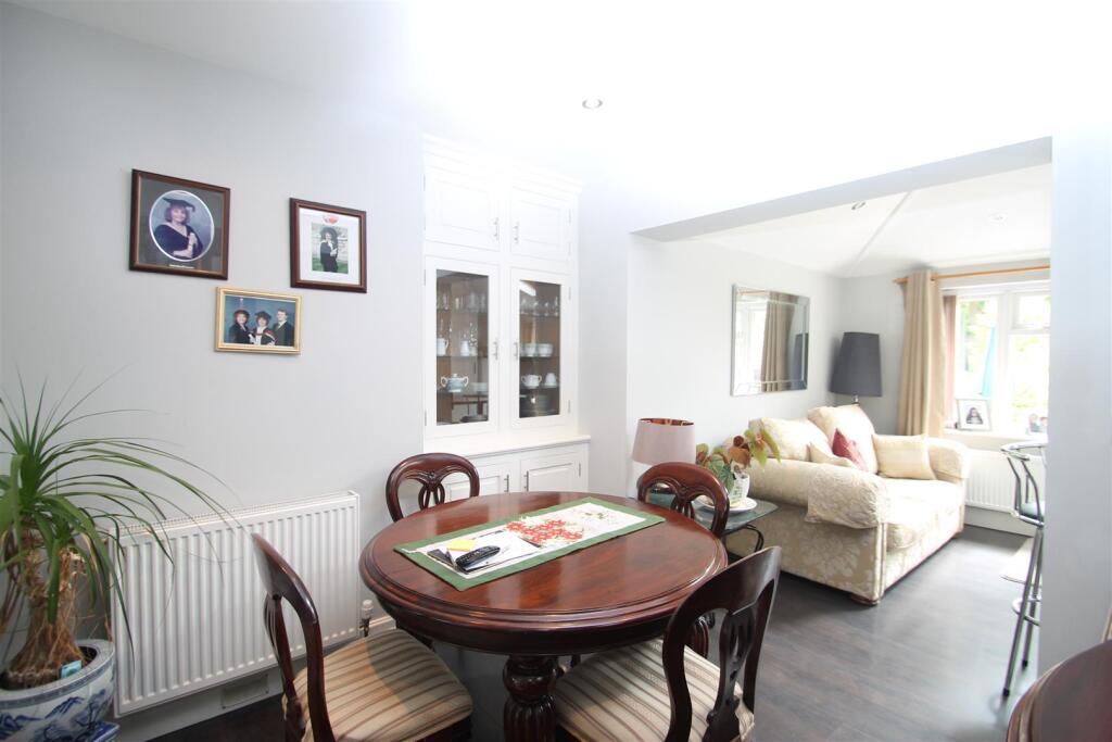 dining room to kitchen.JPG