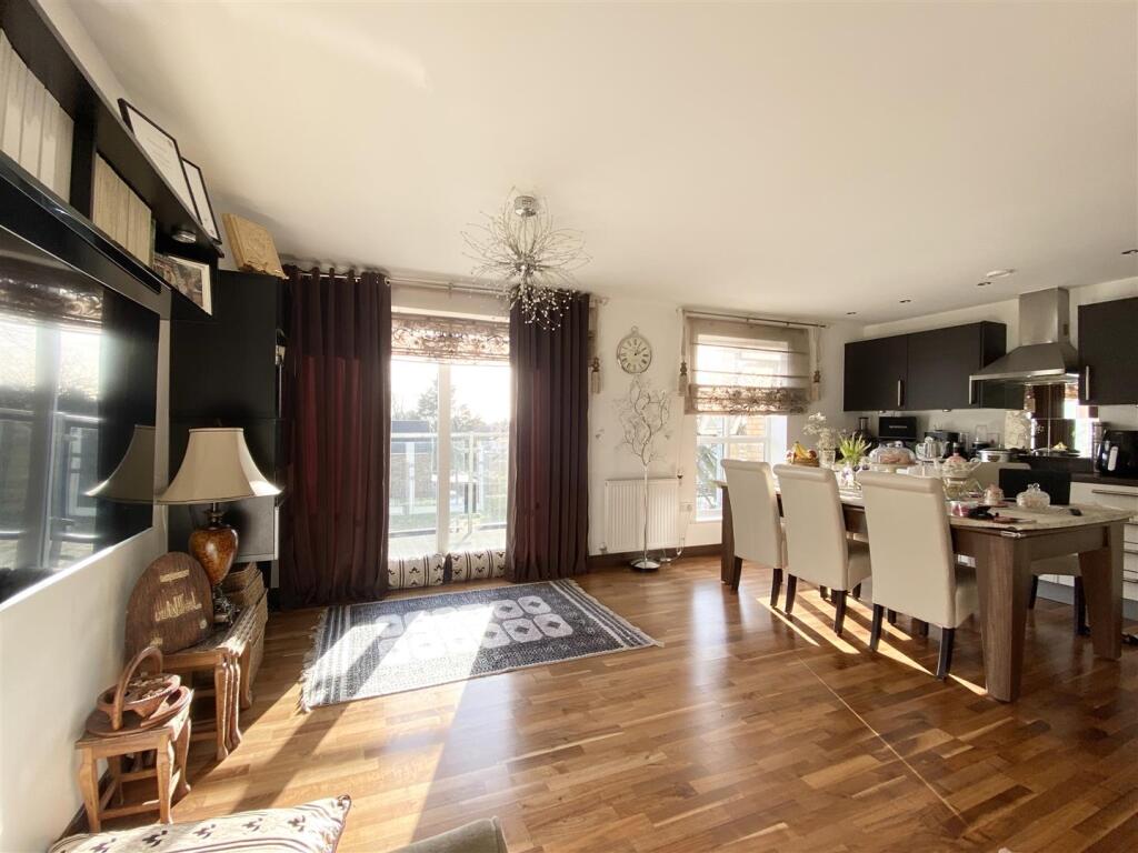 Living/Dining