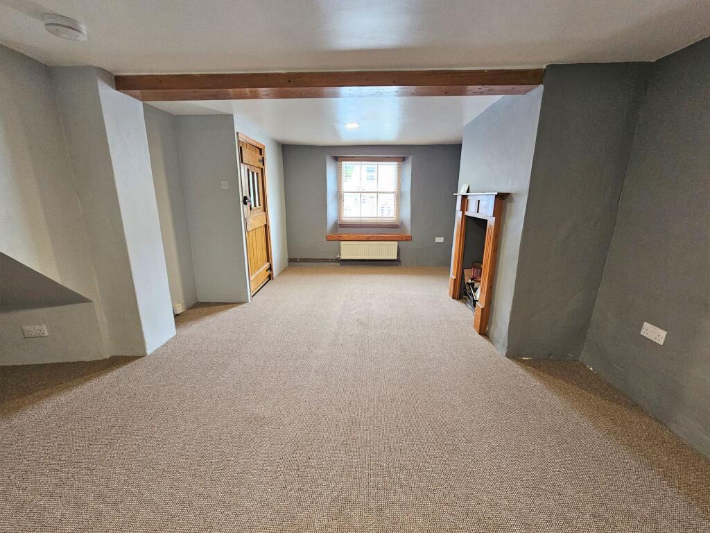 St. Thomas Hill, Launceston, PL15