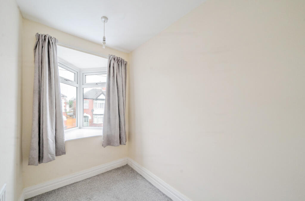 1325658-5-68764c9...