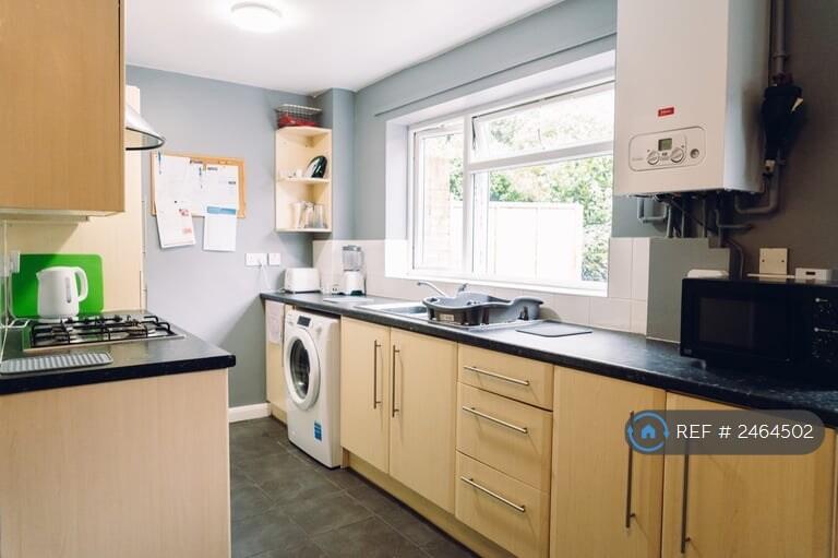 Kitchen 2