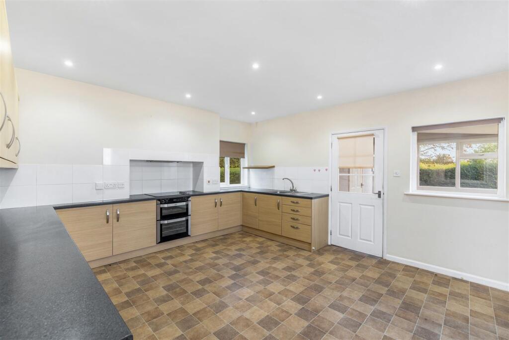 Holly House (Old Leake)-17.jpg