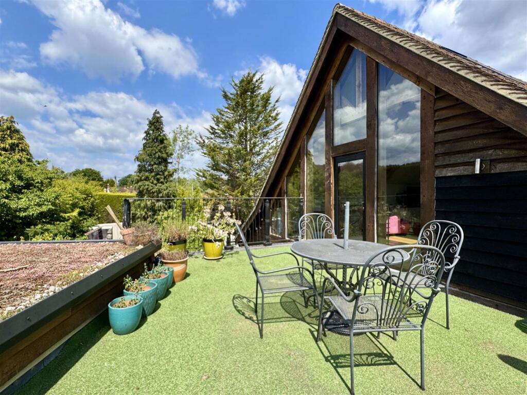 roof terrace.jpg