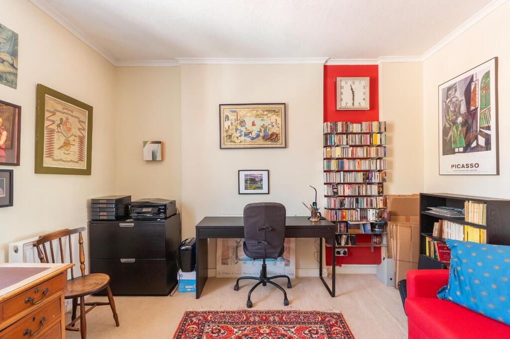 1S2PKN - Bedroom F.jpg