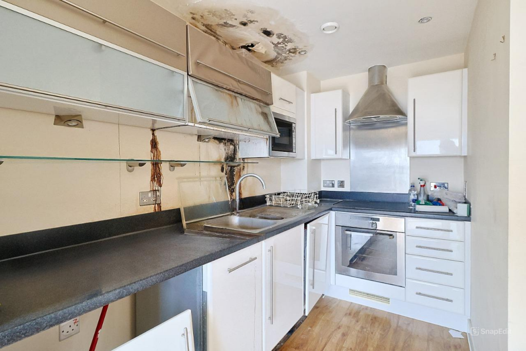 Flat 48, Oceana Boulevard, Briton Street, Southampton,    SO14 3HU