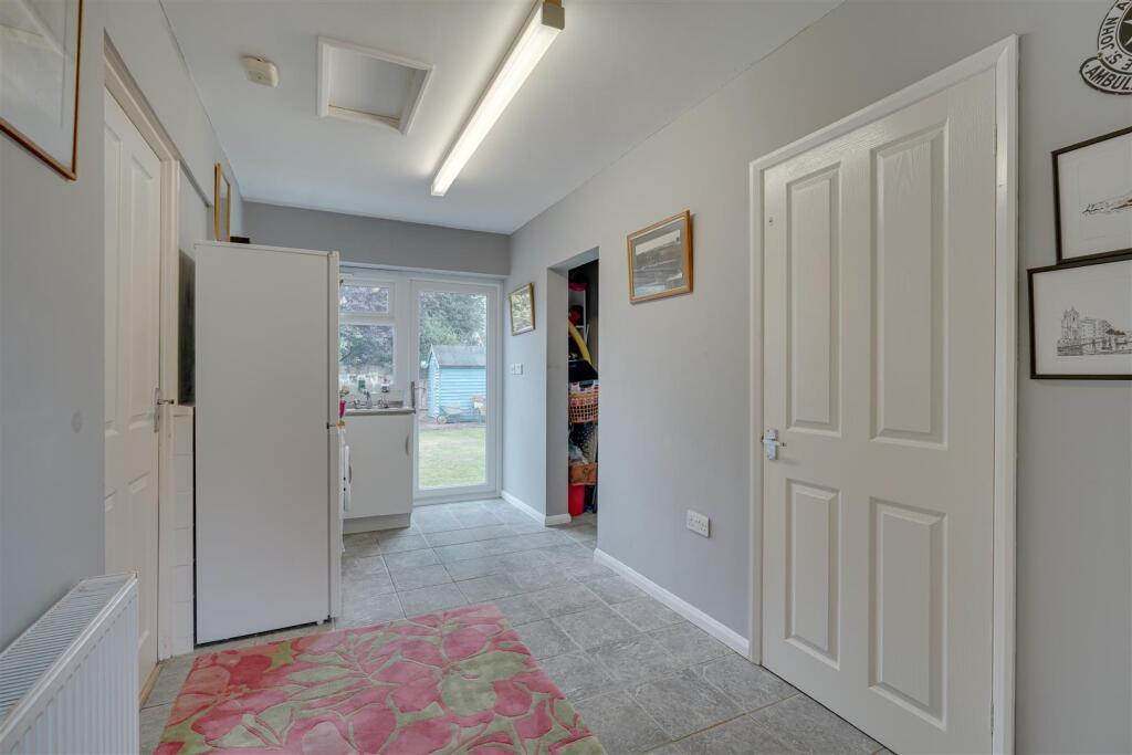 12 Wyndham Way, Newmarket --20.jpg