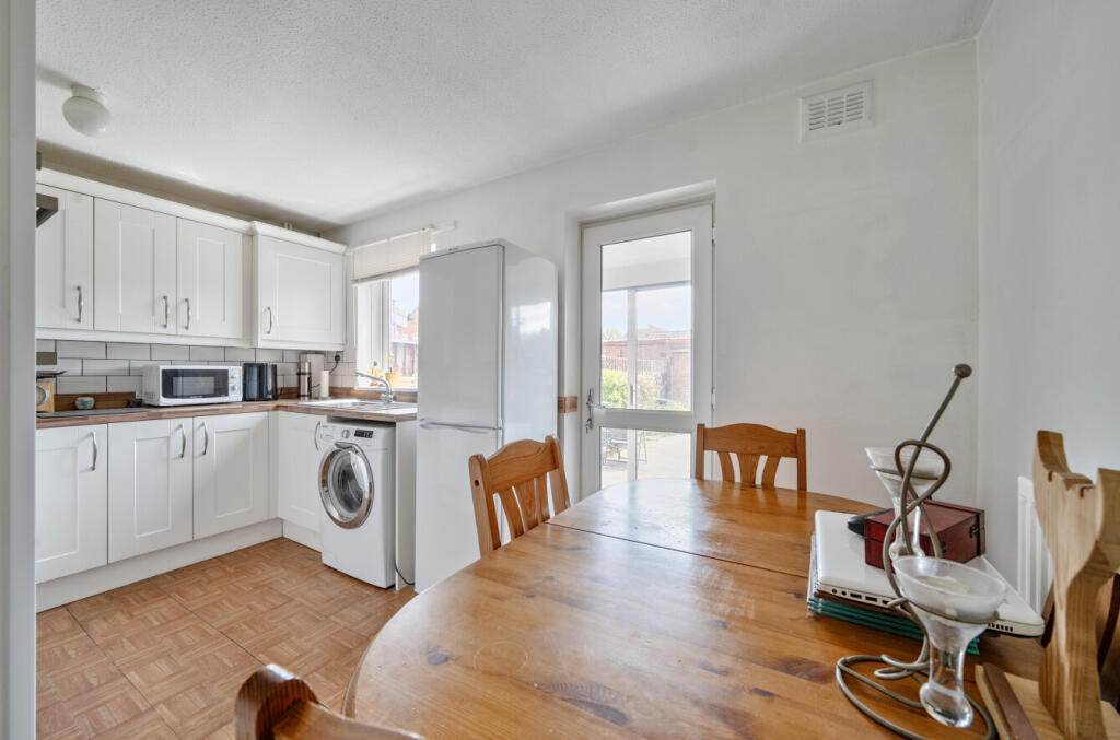 131550411685ea6fecf728