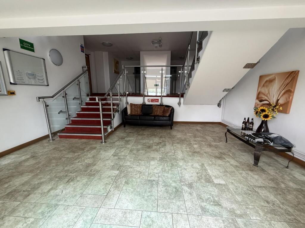 Foyer.jpg