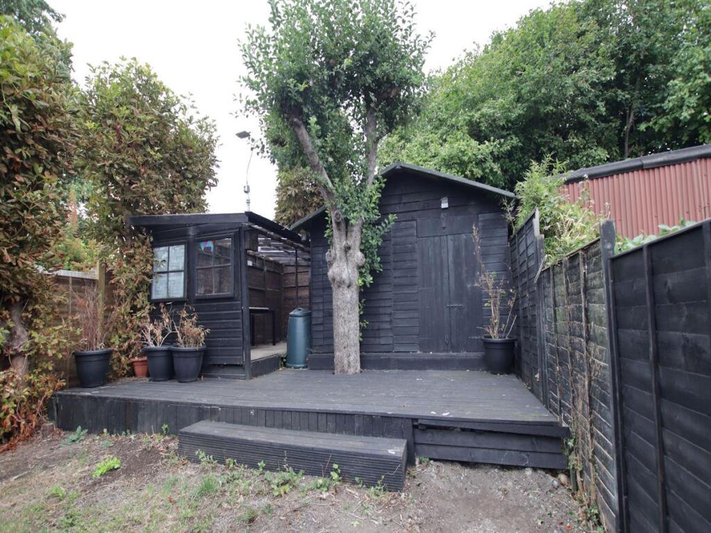 Garden shed.jpg