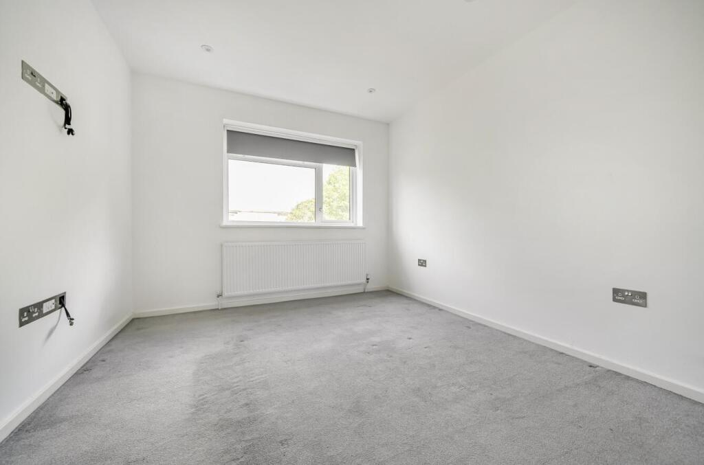 1334196-17-688cf143c4d7a-ARW .jpg