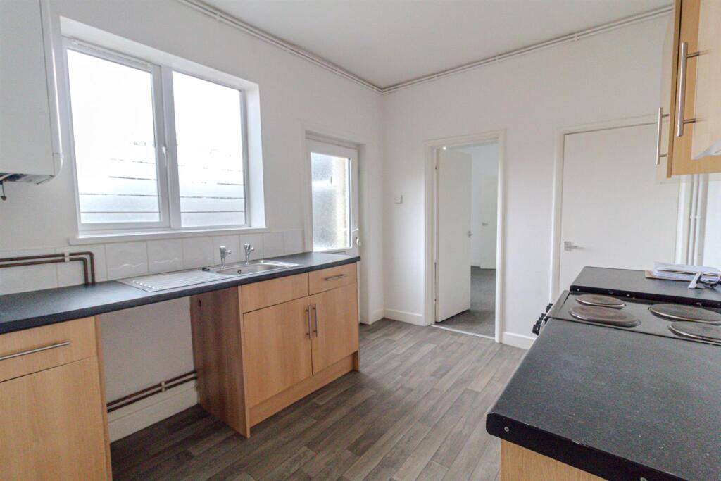 99, Haywood Road Mapperley, Nottingham, NG3 6AF