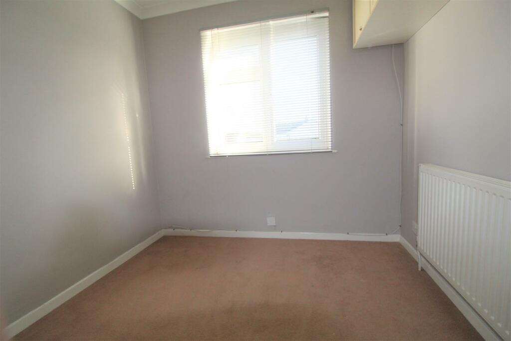 BED 3.JPG