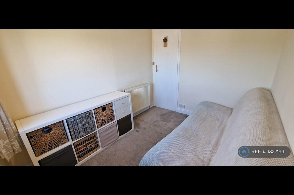 Box Room 1