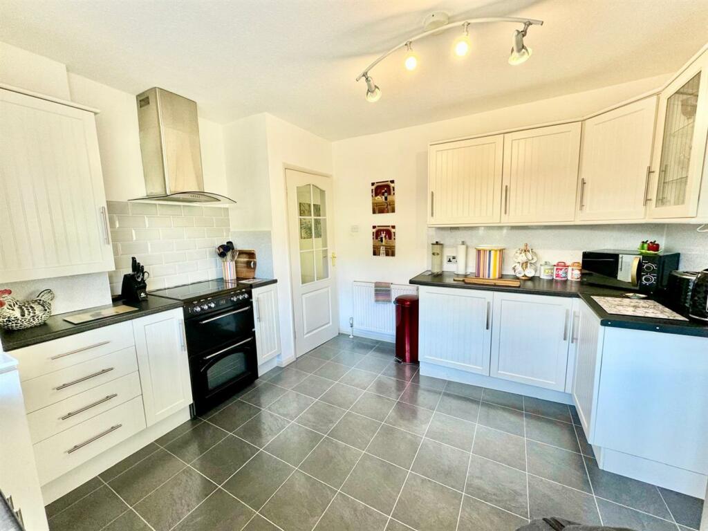 PHOTO-2024-10-30-18-09-09 (9).jpg