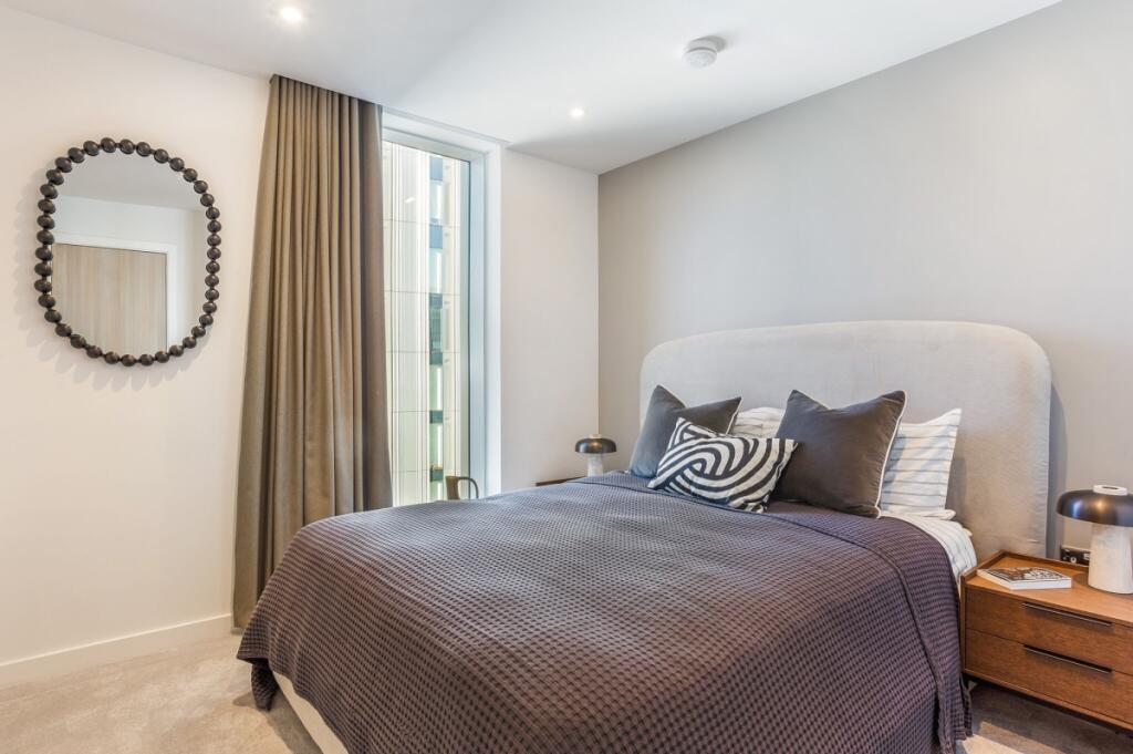 82480_Apartment 2...