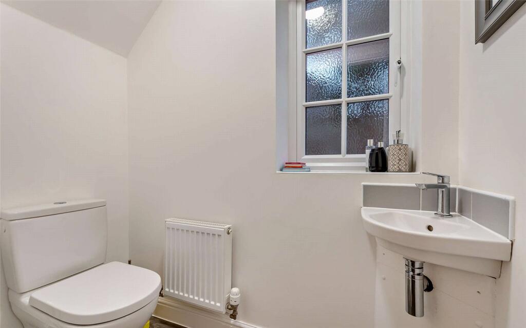 Ground Floor Wc