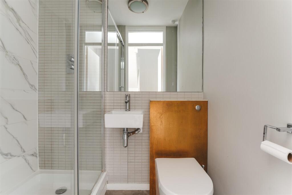 Halidon Close-24.jpg