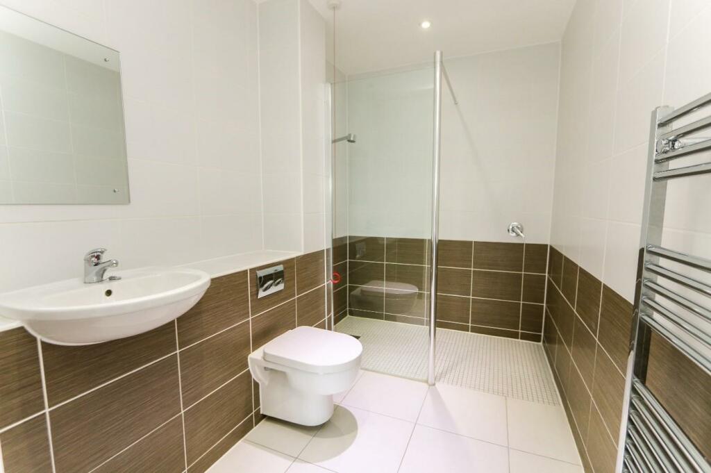Ensuite.jpg