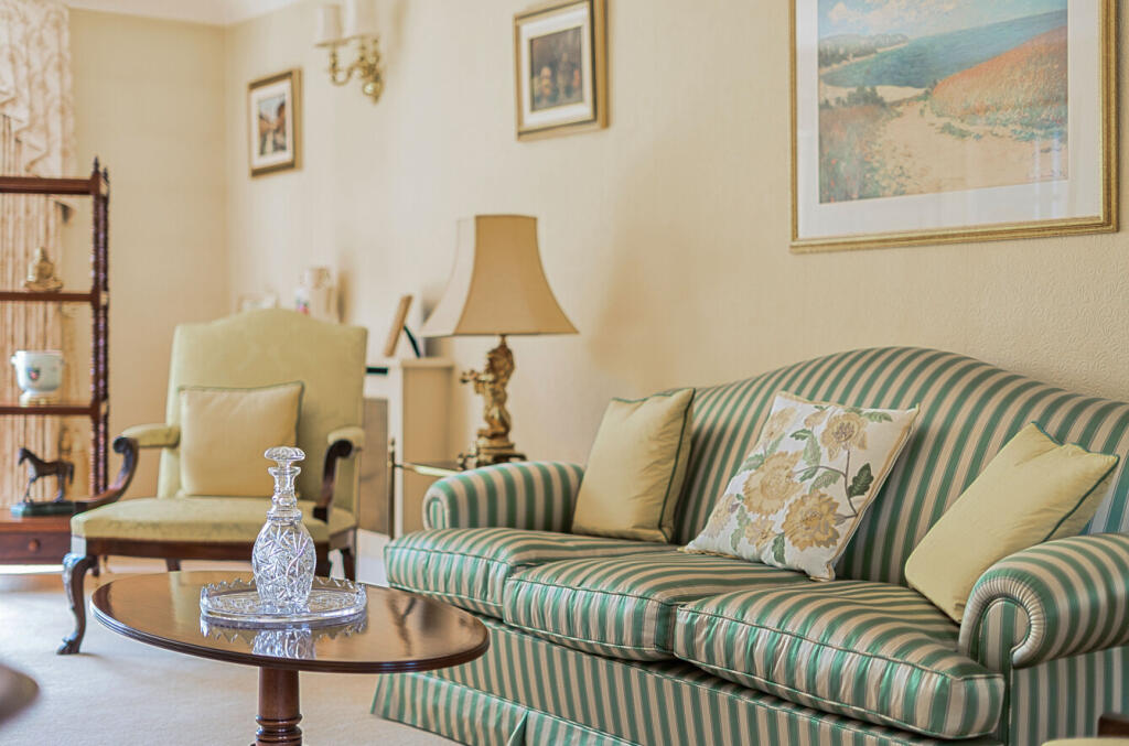 1313440-11-685936...