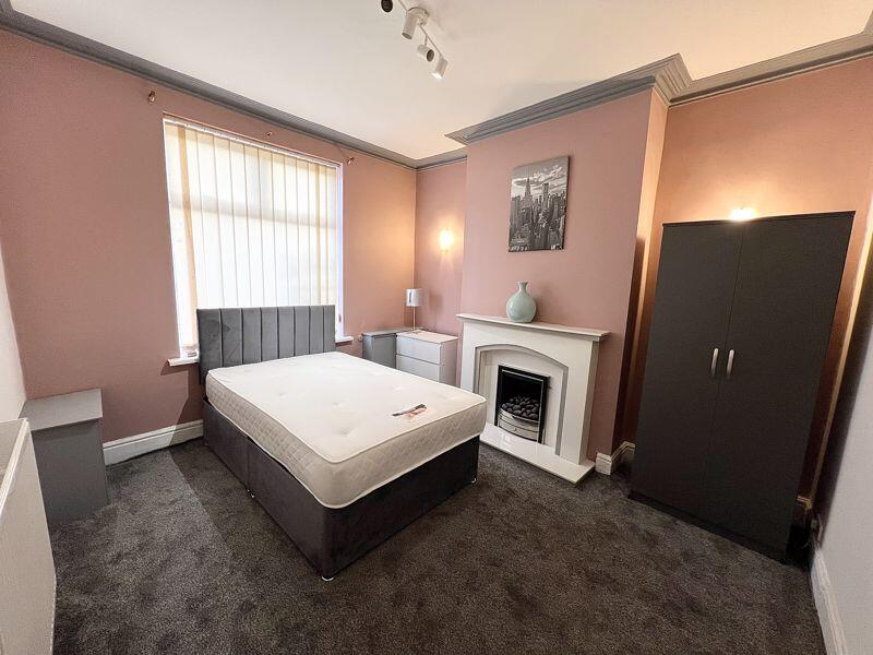 Room 1, Kirkman Avenue, Manchester