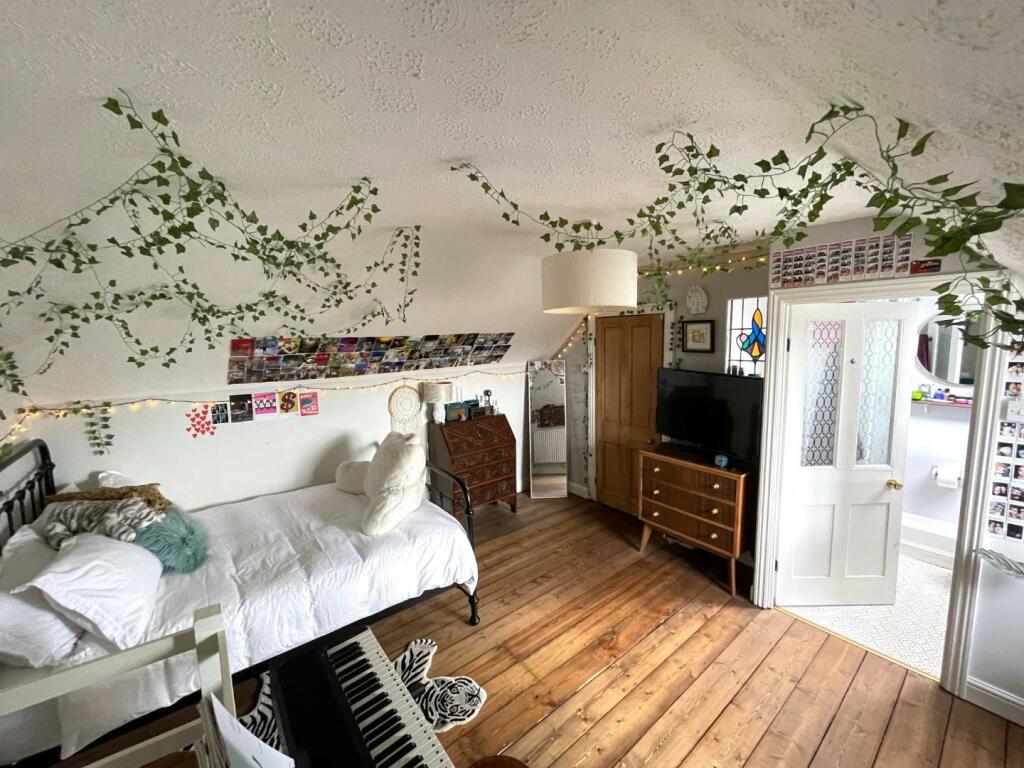 Bedroom One.JPG