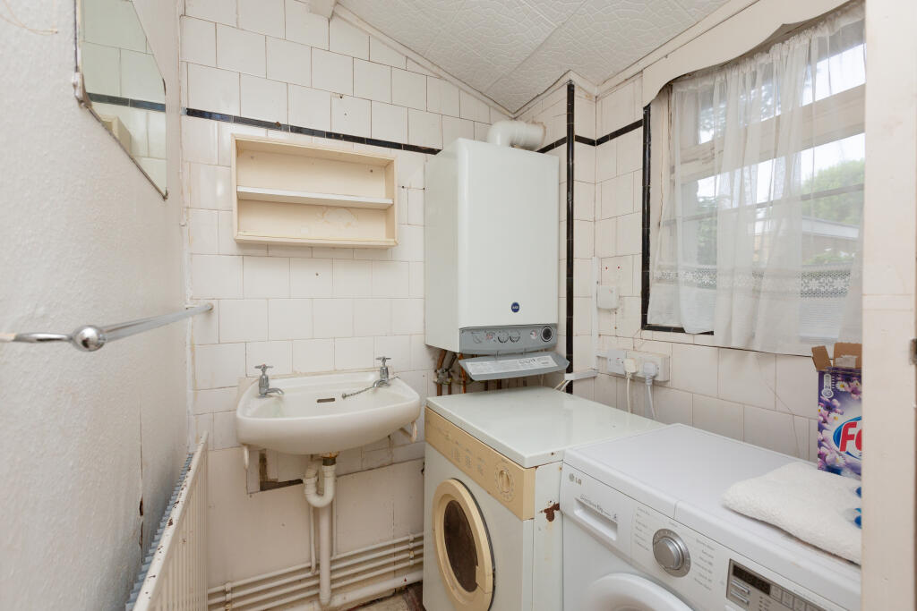 general Flat 1, 56 W