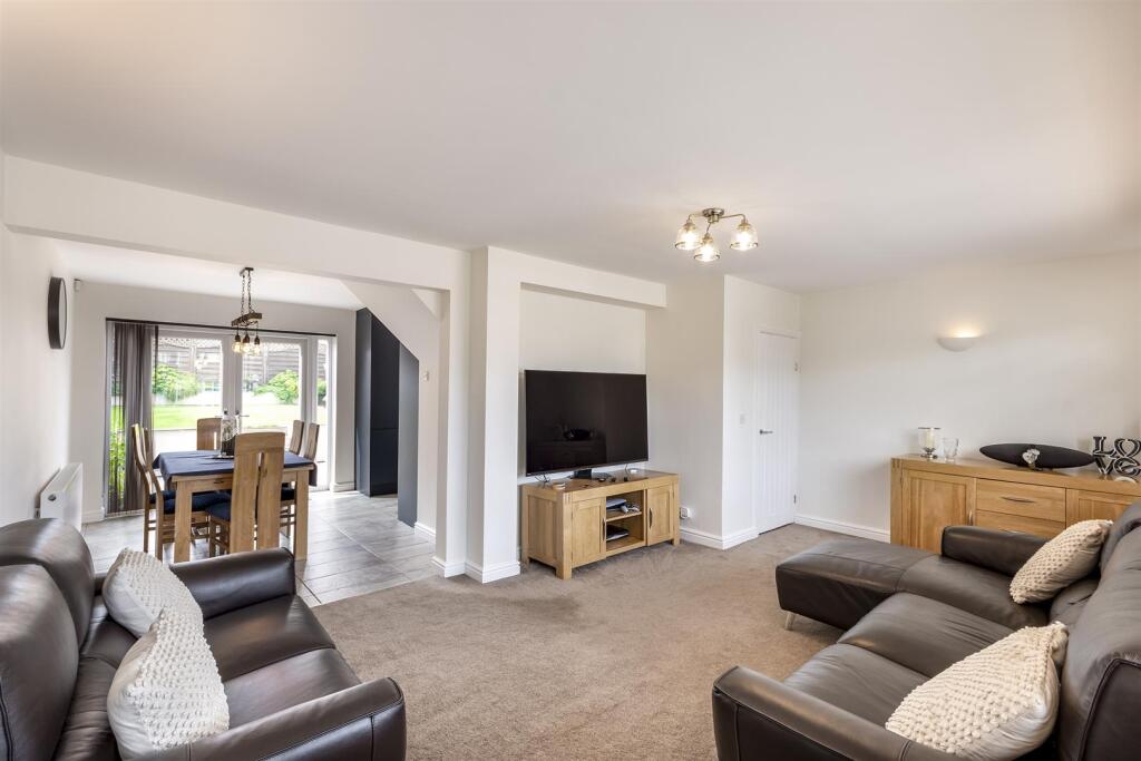 Living Room/Open PLan