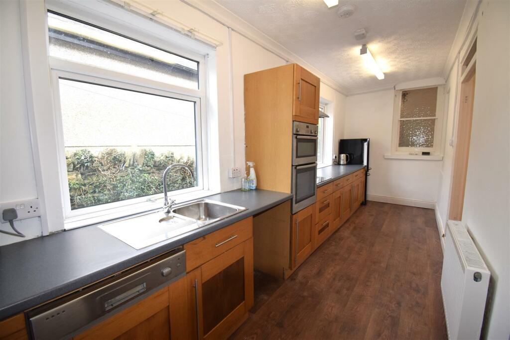 Kitchen .JPG