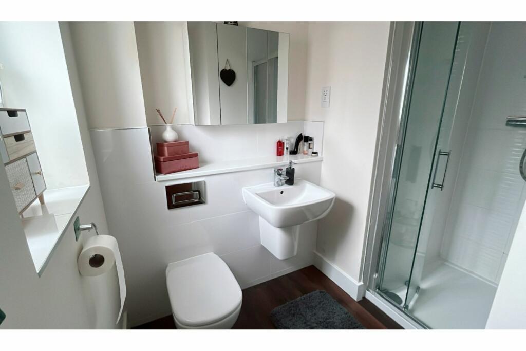 Master En-suite