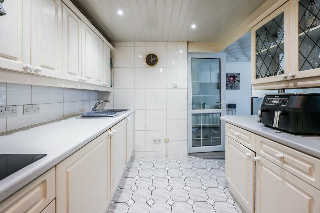 Kitchen/Lounge