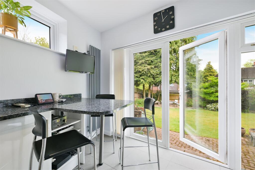 THE RIDINGS, (10).jpg