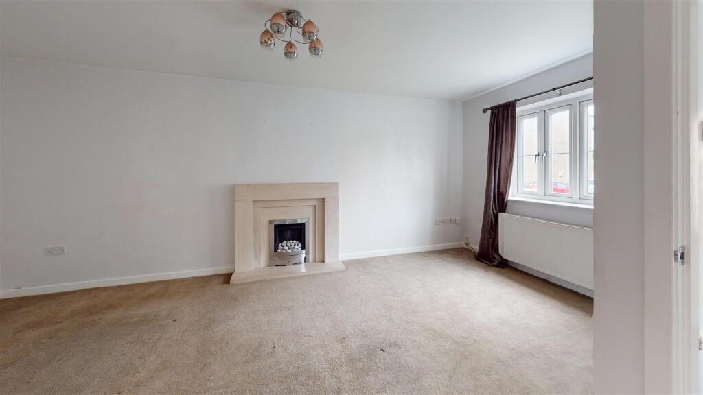 New-Close-Mill-Fold-Living-Room 1.jpg